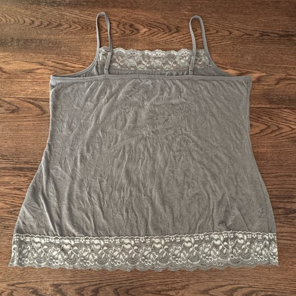 Maurices Plus Size 2X GRAY Crinkle Lace Cami - Picture 2 of 12
